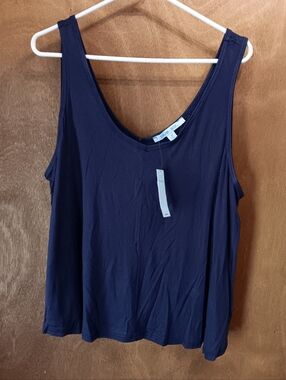 Blue Sol Women's Navy Scoop Neck Tank Top